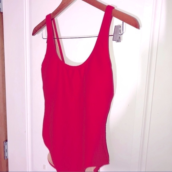 Old Navy Cherry Red Ribbed One Piece Swimsuit Medium - Picture 2 of 9